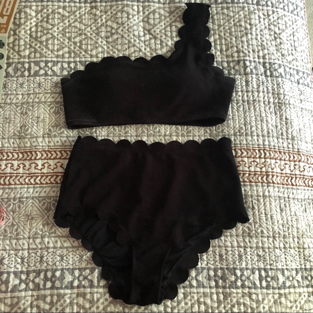 Scalloped high waist bikini